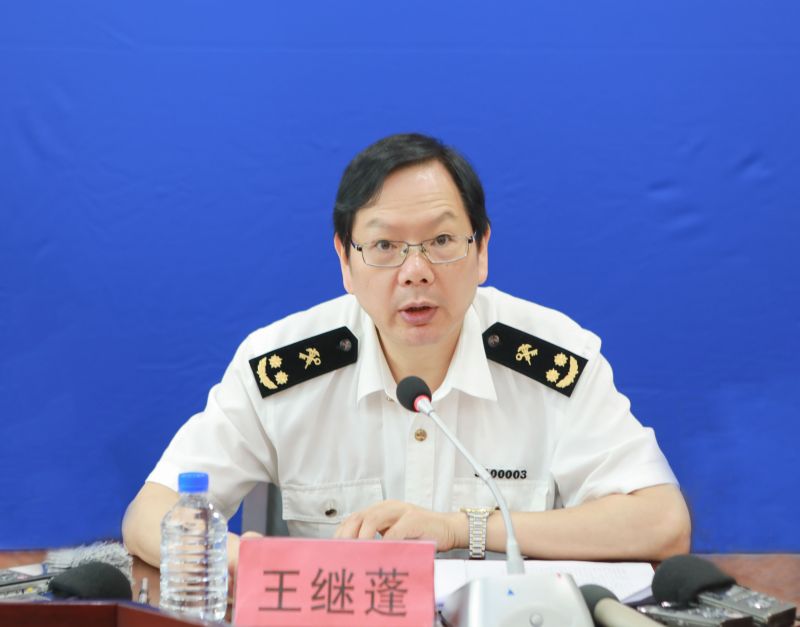 8月15日副关长王继蓬参加宁波海关2019年促进外贸稳定增长的18项重点工作的新闻发布会——副关长王继蓬介绍宁波海关2019年促进外贸稳定增长重点工作